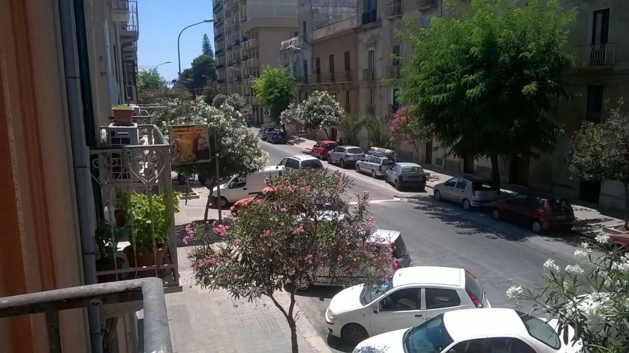 Casetta Al Centro Трапани Екстериор снимка